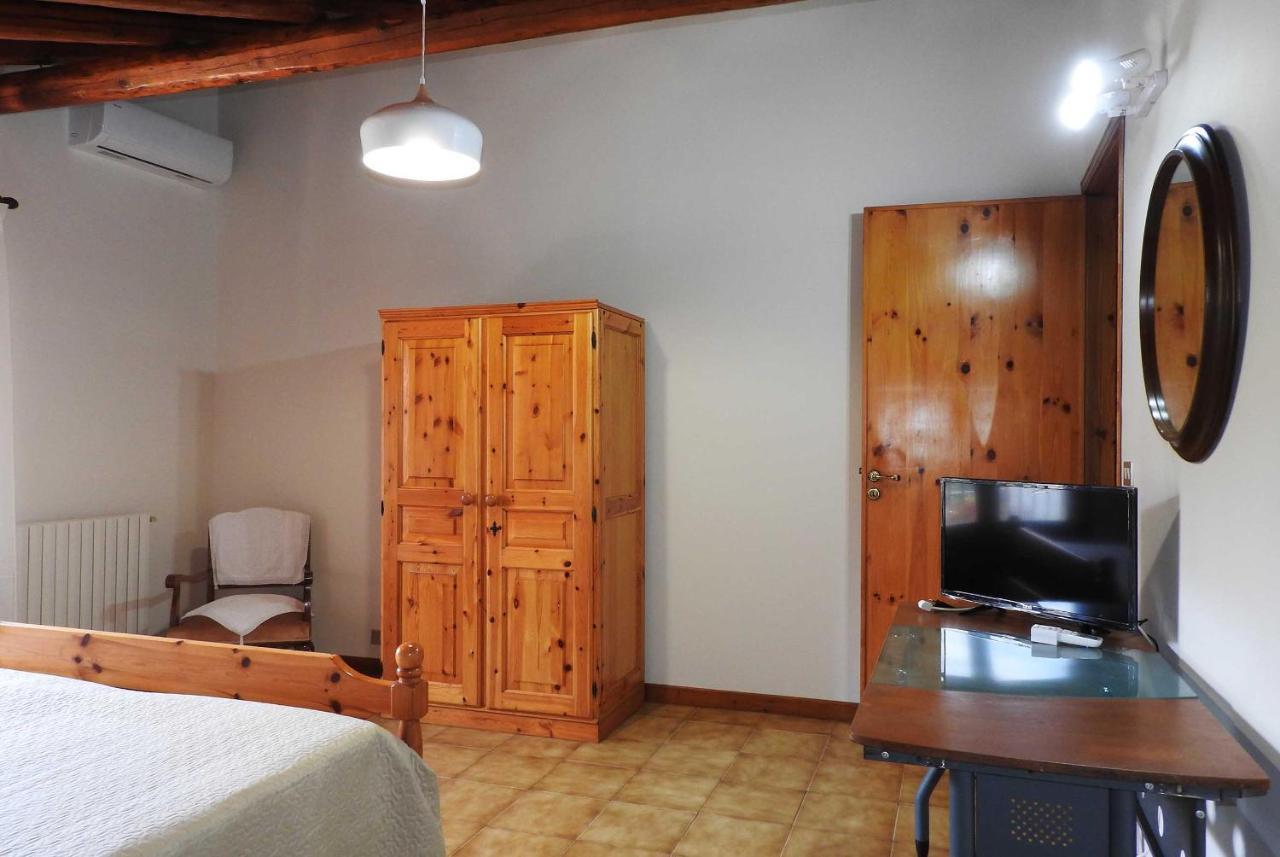 Mansarda Sul Mare Dei Ciclopi Apartment Ачитреца Екстериор снимка